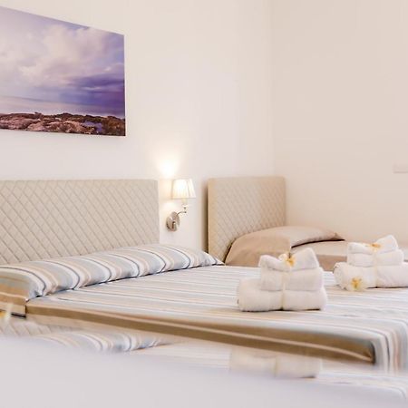 B&B Li Pumi Alliste Bagian luar foto