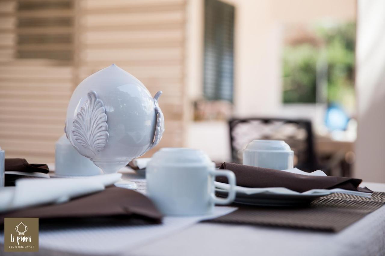 B&B Li Pumi Alliste Bagian luar foto