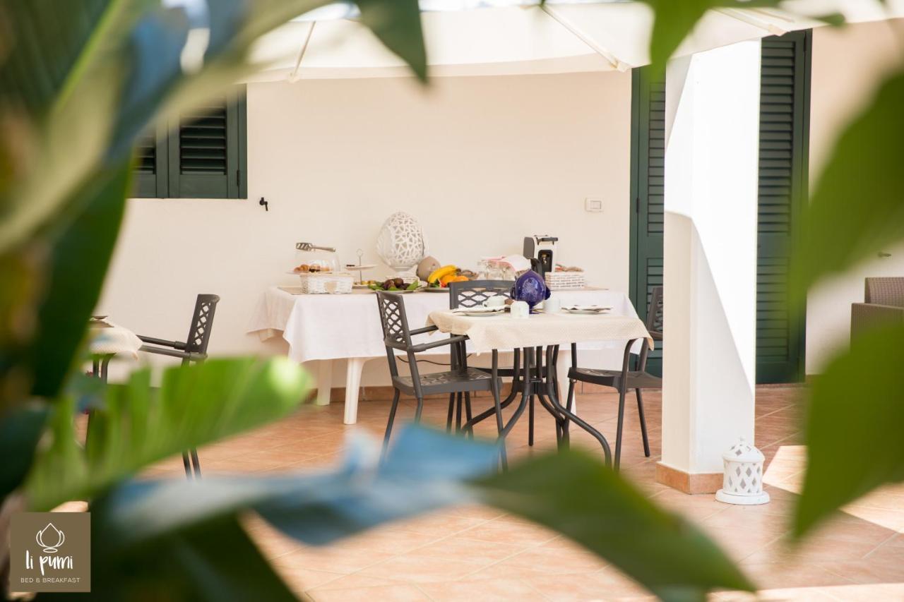B&B Li Pumi Alliste Bagian luar foto